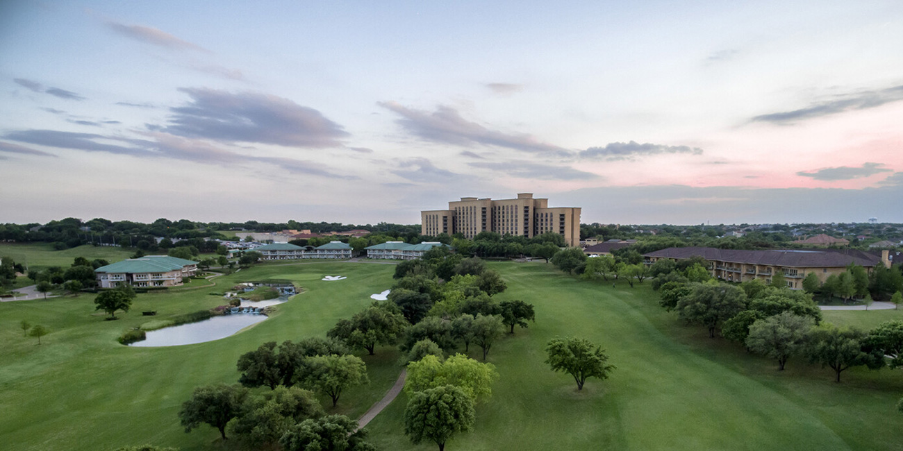 The Ritz-Carlton Dallas, Las Colinas